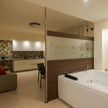 Paolimura , & شقة *