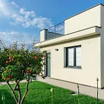 Paolimura , &