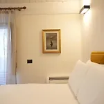 Paolimura , & * Aci Catena
