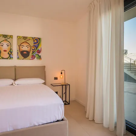 Paolimura , & Apartment Aci Catena