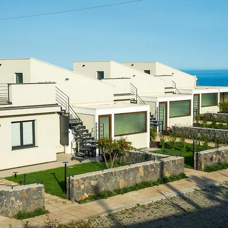 Paolimura , & Apartment Aci Catena