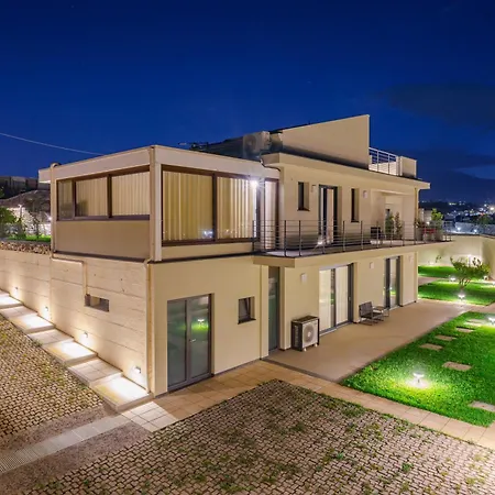 Paolimura , & Apartment